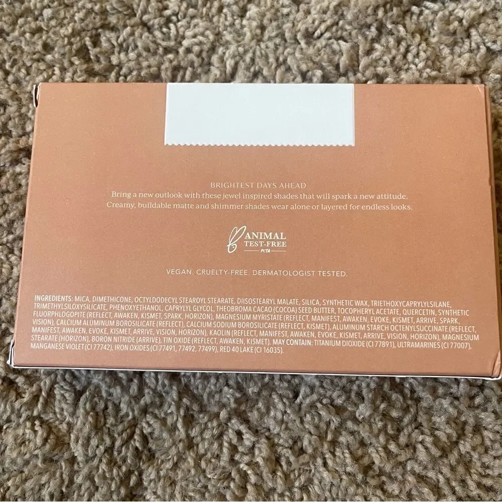 NEW Complex Culture Beauty Future's So Bright Eyeshadow Palette